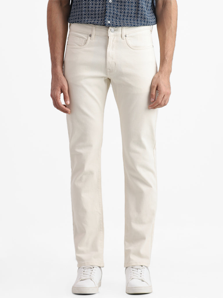 Levis white jeans | Levi, White jeans, Levis women